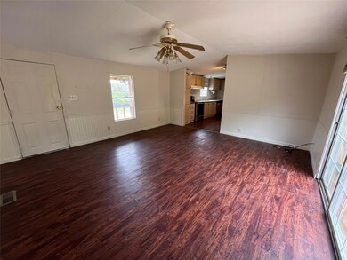 6553 Tucker Dr, Weatherford, TX 76085 - photo 6