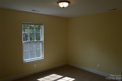 132 Springfield Rd, Statesville, NC 28625 - photo 5