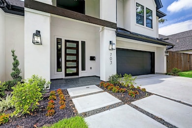 703 W 42nd St, Houston, TX 77018 - photo 3