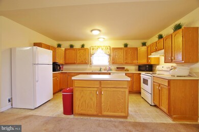 11373 Nicole Dr, Greencastle, PA 17225 - photo 5