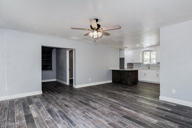 4819 W Montecito Ave, Phoenix, AZ 85031 - photo 6