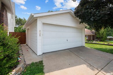 1515 Fulton Ct, Davenport, IA 52803 - photo 3