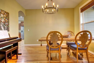 3233 Snowy Butte Ln, Central Point, OR 97502 - photo 7