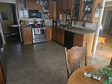 128 Sandusky Way, Florence, AL 35630 - photo 4