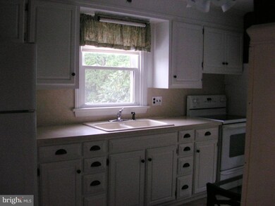 479 Redwood Dr, Lancaster, PA 17603 - photo 7