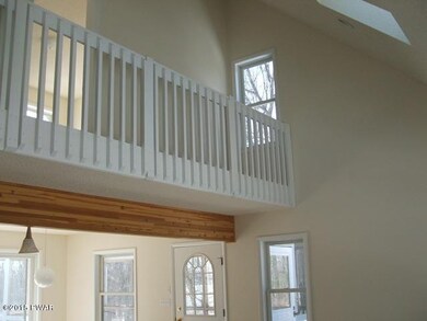 133 Overlook Dr, Hawley, PA 18428 - photo 5