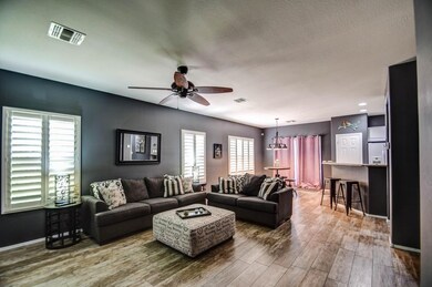 family room 2