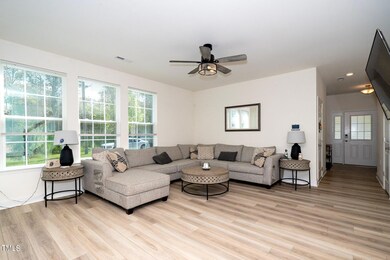 7-web-or-mls-1521 Sunset Peak (4 of 25)