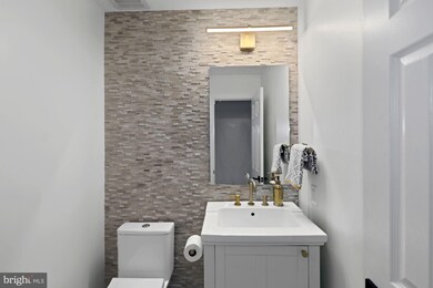 5614 Sugarbush Ln, Rockville, MD 20852 - photo 4