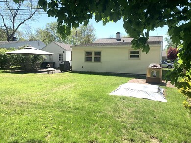 47 Vics Ct, Albany, NY 12205 - photo 6