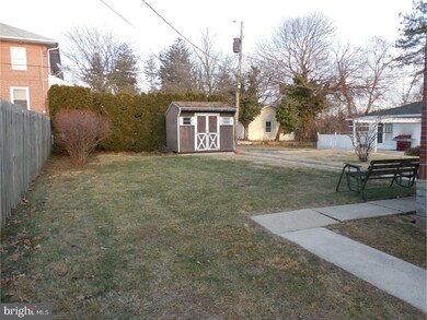 217 N Waverly St, Reading, PA 19607 - photo 6