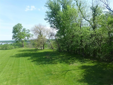 612 Cypress St, Hannibal, MO 63401 - photo 7