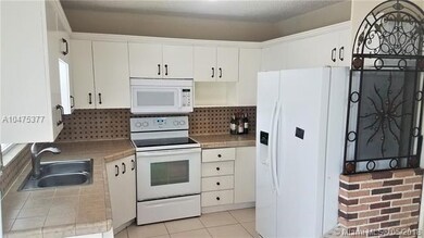 Super clean kitchen