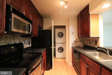 3307 Sir Thomas Dr unit 13, Silver Spring, MD 20904 - photo 2