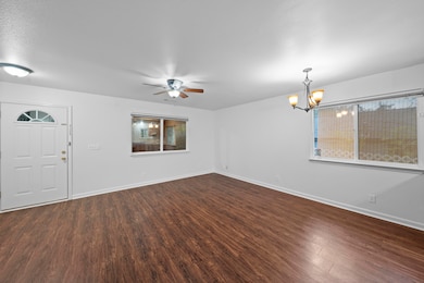 3035 West St, Redding, CA 96001 - photo 5