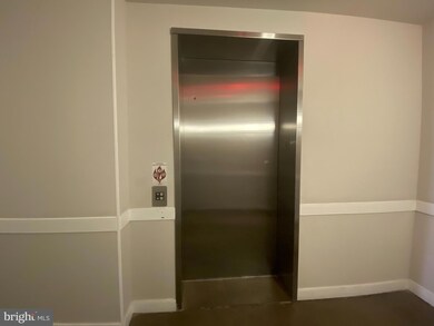 12929 Centre Park Cir unit 317, Herndon, VA 20171 - photo 4