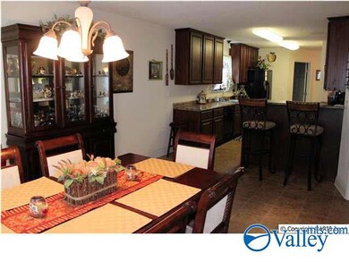 203 Shadow Ct SW, Huntsville, AL 35824 - photo 6