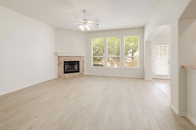 1016 Mesquite Hollow Place, Round Rock, TX 78665 - photo 2