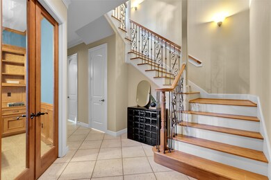 Spacious foyer welcomes you home. Large storage cl