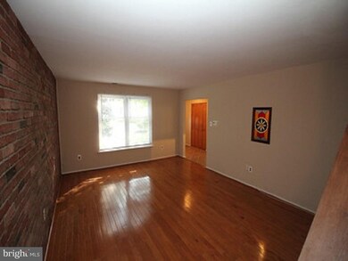 1151 Harbour Dr, Palmyra, NJ 08065 - photo 4