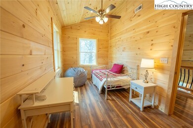 1131 Cherry Springs Ln, Trade, TN 37691 - photo 6