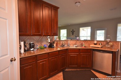 10527 Shire Country, San Antonio, TX 78254 - photo 3