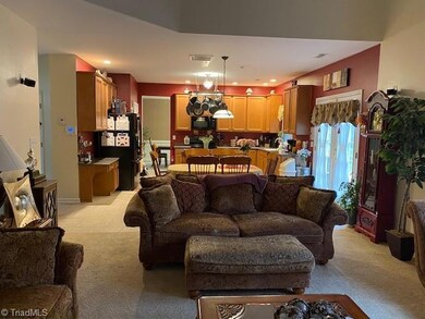 307 Jamestown Oaks Dr, Jamestown, NC 27282 - photo 7