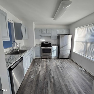 278 N Franklin St, Bunn, NC 27508 - photo 5