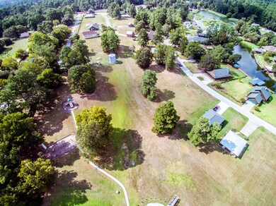 39 Hunters Creek Dr, Huntsville, TX 77340 - photo 3