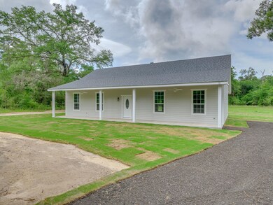 59 Webster Rd, Crawfordville, FL 32327 - photo 2