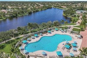 Florida Sun rm under AC  stunning views of lakes, 