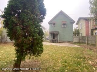 531 N Butler Blvd, Lansing, MI 48915 - photo 2