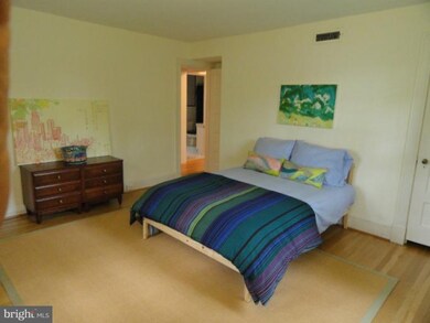 711 W University Pkwy, Baltimore, MD 21210 - photo 3