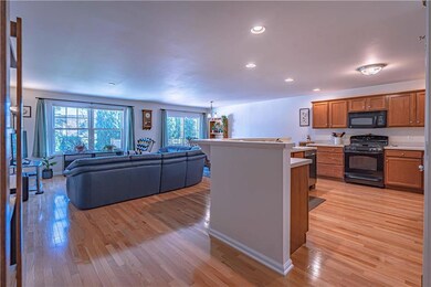 2227 S Dauphin St, Allentown, PA 18103 - photo 6