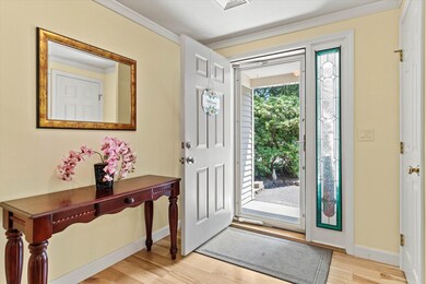 40 Walden Pond Dr, Nashua, NH 03064 - photo 4