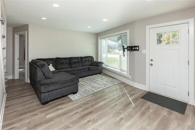 1403 63rd St, Des Moines, IA 50311 - photo 5