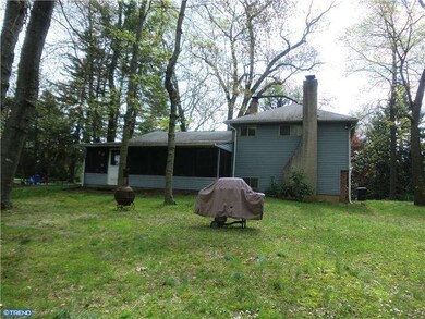 557 Port Indian Rd, Norristown, PA 19403 - photo 3