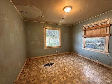 28 S Toledo Ave, Tulsa, OK 74112 - photo 7