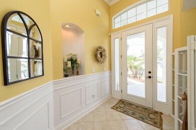 668 Sand Isles Circle-12