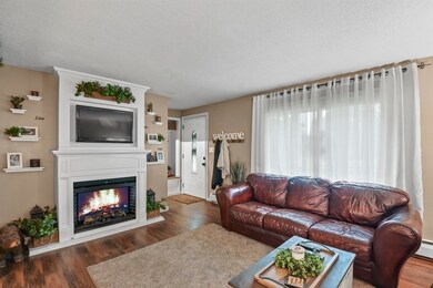 393 Temple St, Gardner, MA 01440 - photo 5