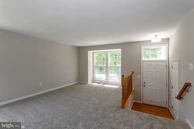 8250 Humphrey Ln, Manassas, VA 20109 - photo 3