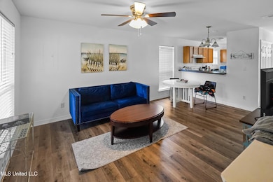 259 Benachi Ave unit B, Biloxi, MS 39530 - photo 2