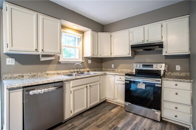 1327 W 29th St S, Independence, MO 64052 - photo 7