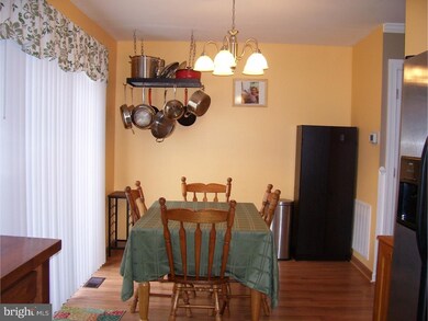 386 Scola Rd, Brookhaven, PA 19015 - photo 5