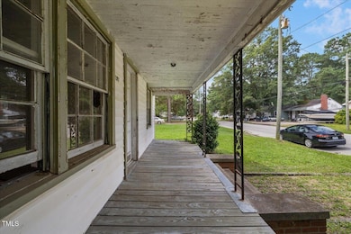 1311 Branch St, Rocky Mount, NC 27801 - photo 4