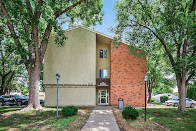 3729 Snelling Ave unit 308, Minneapolis, MN 55406 - photo 6