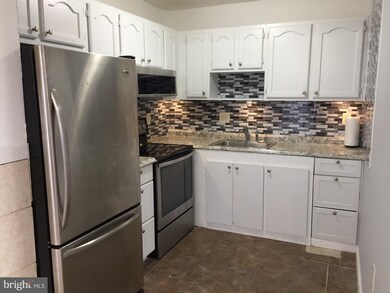 8684 Village Square Dr unit 14, Alexandria, VA 22309 - photo 2