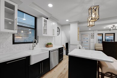 214 Frebis Ave, Columbus, OH 43206 - photo 7