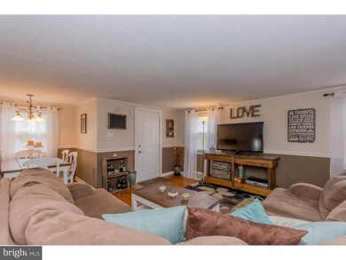 223 S Pine Ave, Maple Shade, NJ 08052 - photo 3