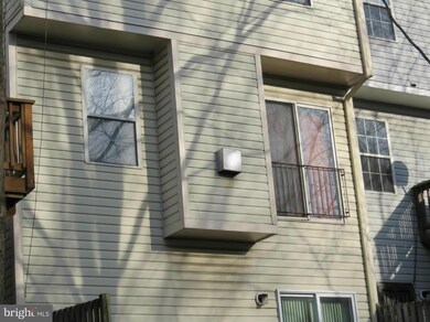 926 Bending Branch Way, Hyattsville, MD 20785 - photo 2